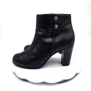 Elie Tahari Shoes Womens 8M Reunion Ankle Booties Leather Black